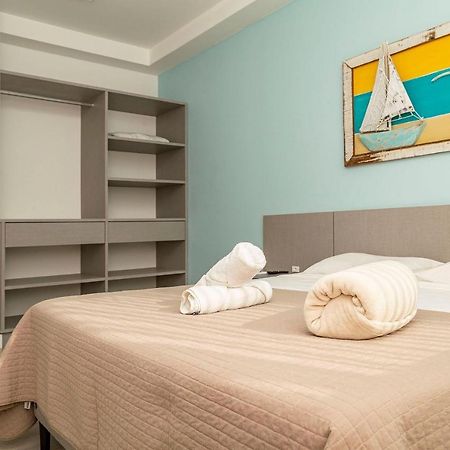 Punta Blu 102-7 - Apartamento De Alto Padrao Em Condominio Exclusivo, Quadra Poliesportiva - Piscina - Portaria 24H. Bombinhas Esterno foto