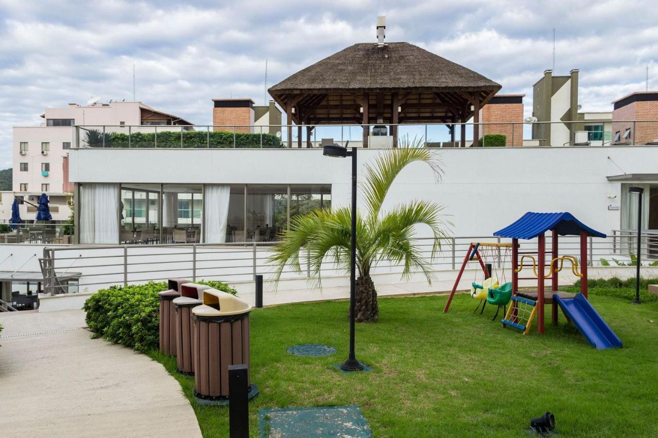 Punta Blu 102-7 - Apartamento De Alto Padrao Em Condominio Exclusivo, Quadra Poliesportiva - Piscina - Portaria 24H. Bombinhas Esterno foto