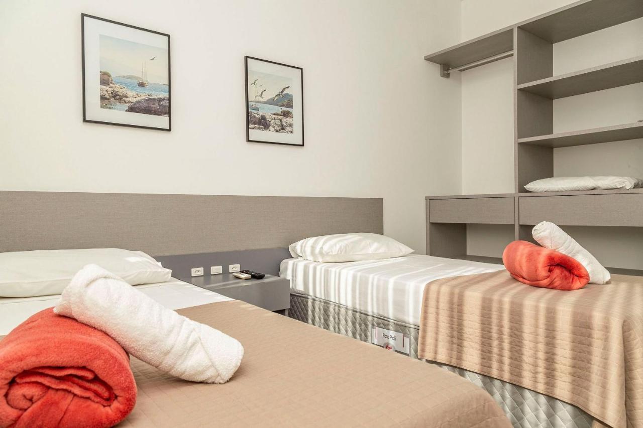 Punta Blu 102-7 - Apartamento De Alto Padrao Em Condominio Exclusivo, Quadra Poliesportiva - Piscina - Portaria 24H. Bombinhas Esterno foto